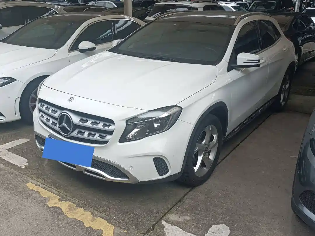 Mercedes-Benz GLA 2017 GLA 200 Dynamic