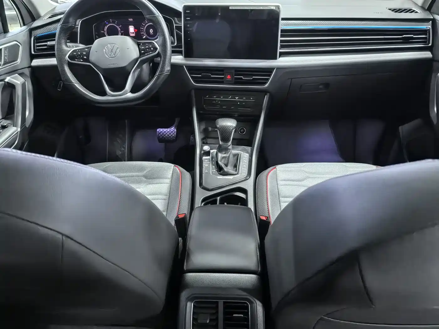 Volkswagen Tiguan L PHEV 2022 430PHEV Plug-in Hybrid Flagship Edition фото 10
