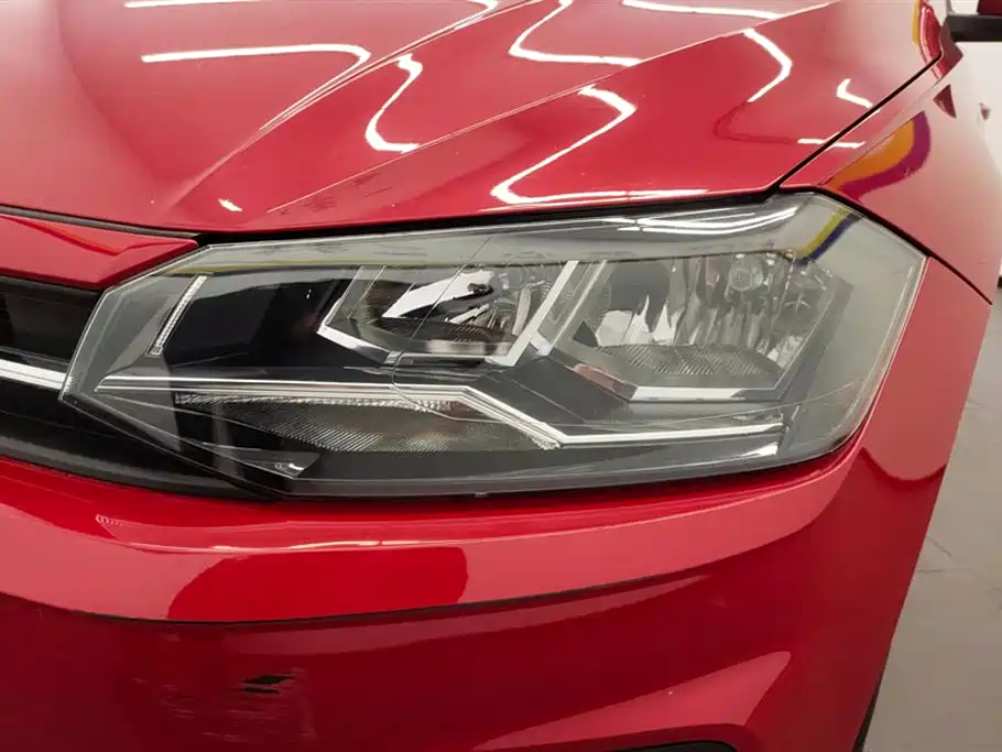 Volkswagen Polo 2021 Plus 1.5L Automatic Colorful Tech Edition фото 5
