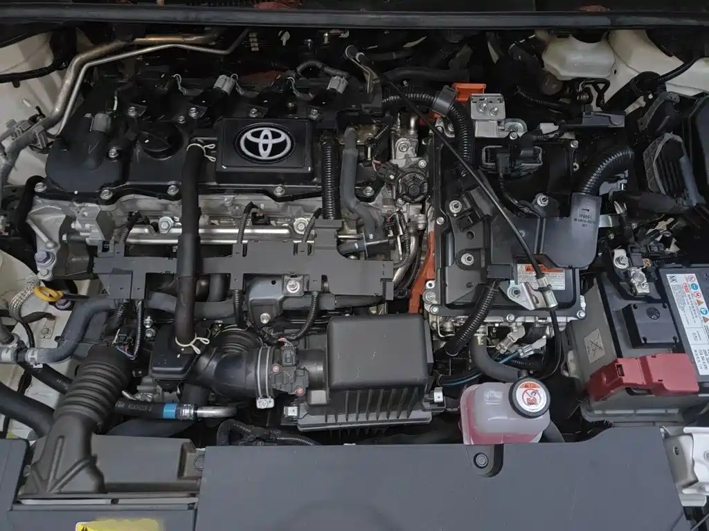 Фото 21 - Toyota Corolla