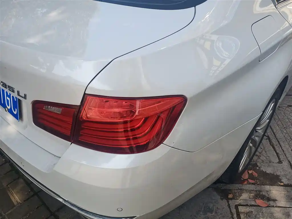 BMW 5 Series 2017 525Li Luxury Design Package фото 8