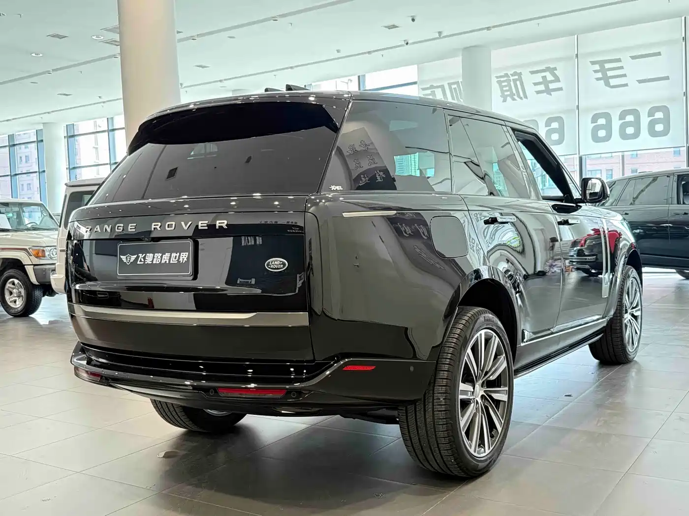 Land Rover Range Rover фото 24