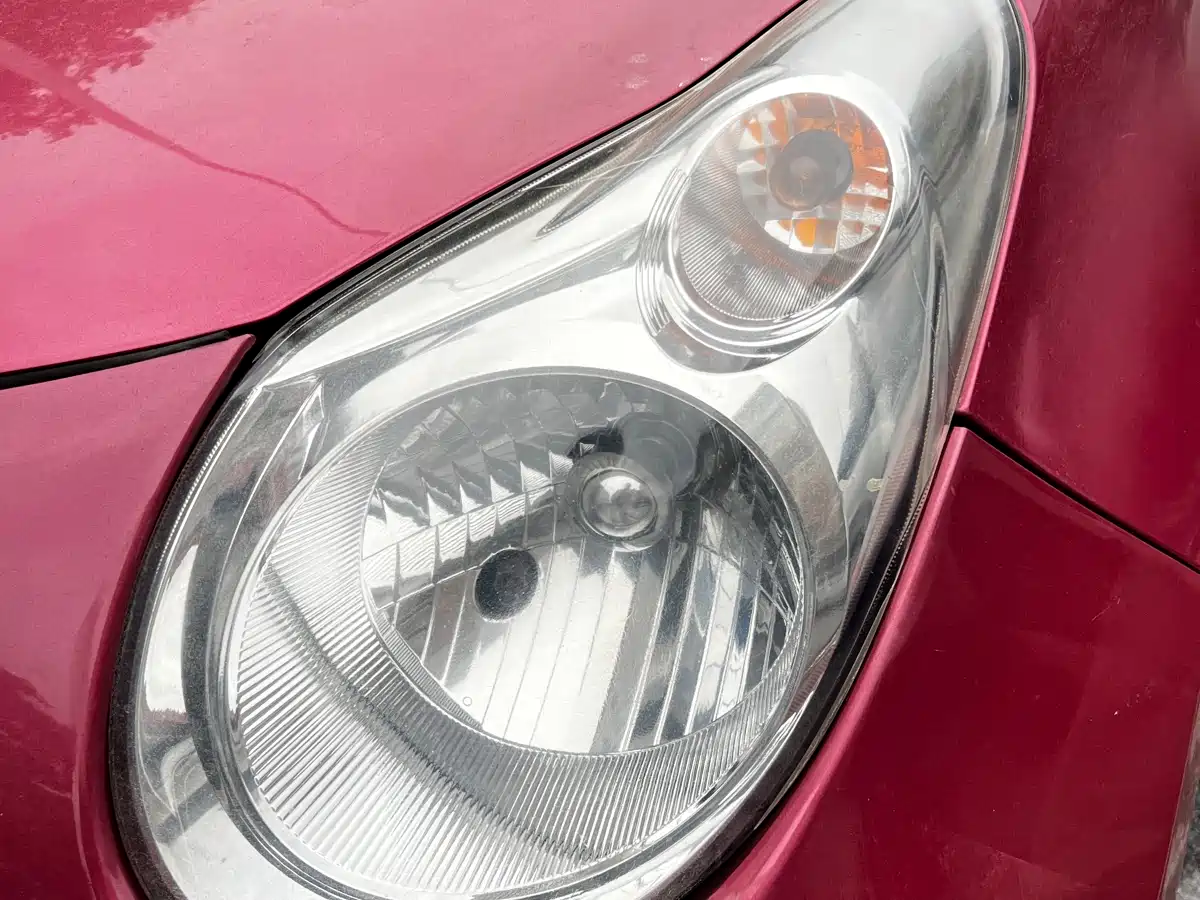 Фото 18 - Suzuki Alto