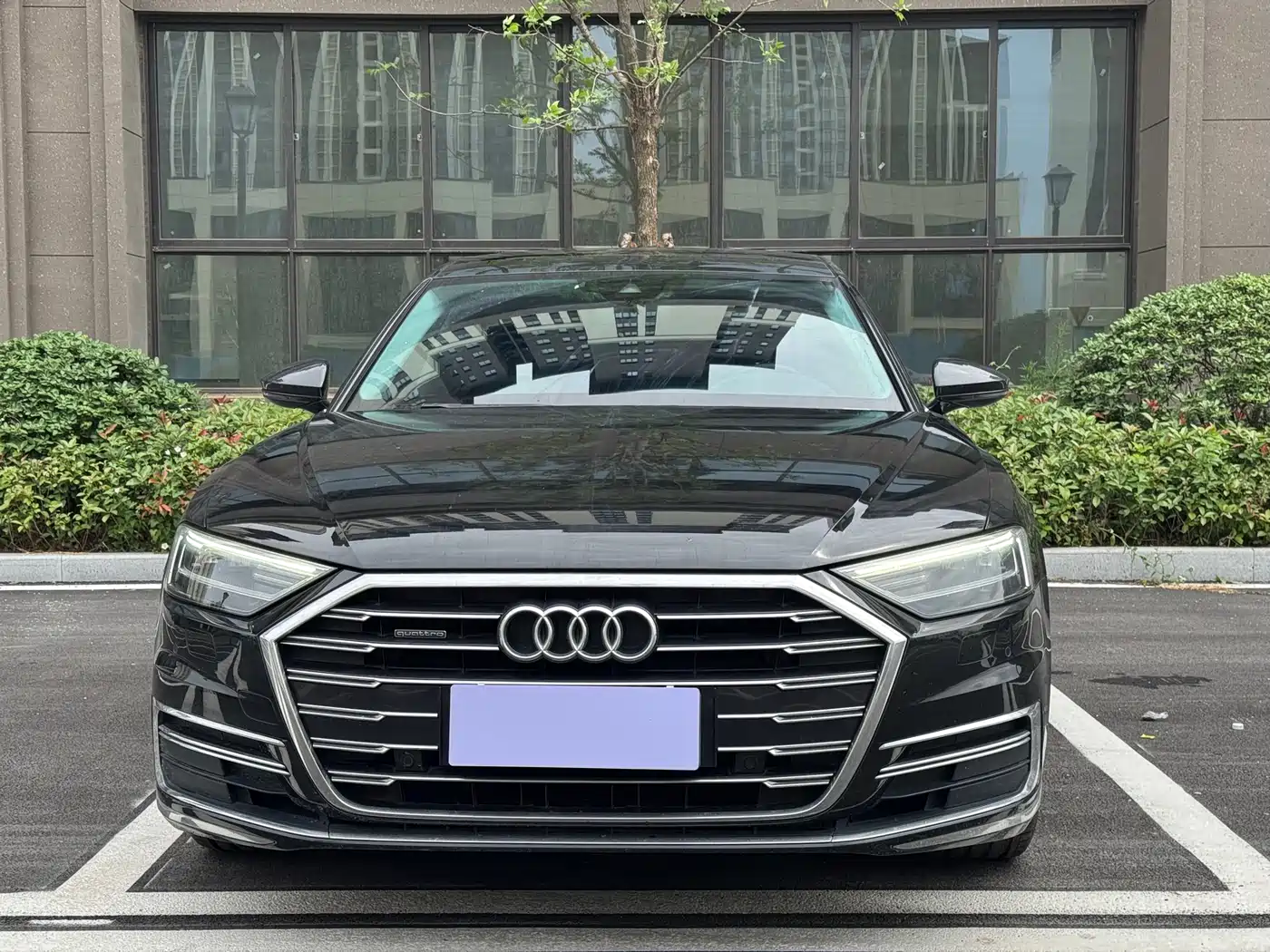 Audi A8 2021 A8L 50 TFSI quattro Comfort фото 2