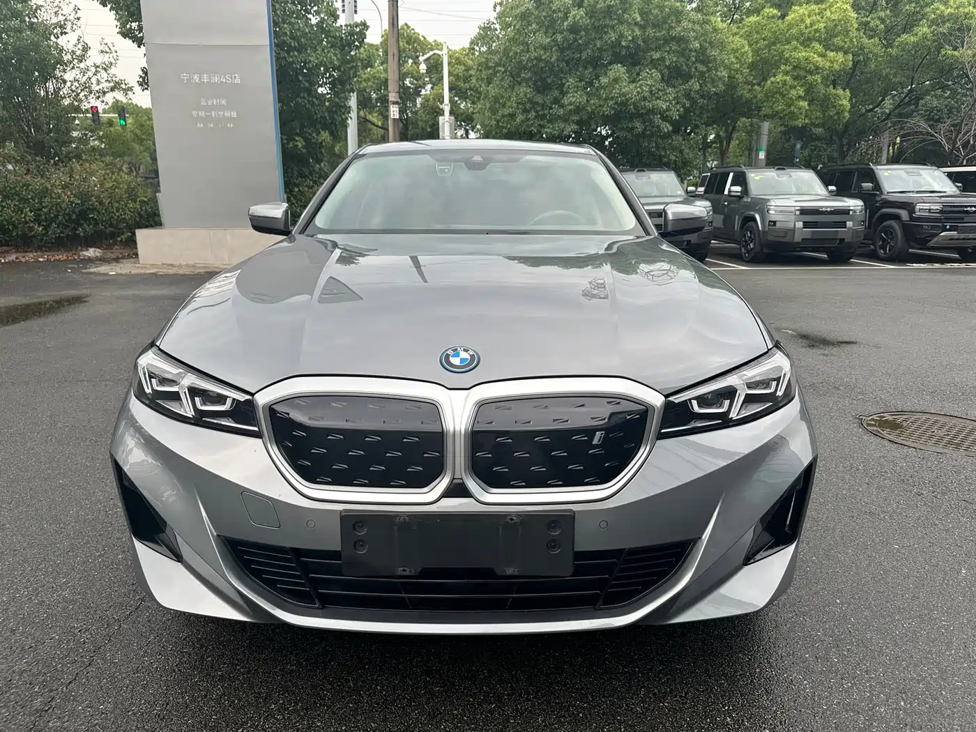 BMW i3 2024 eDrive 35 L фото 2