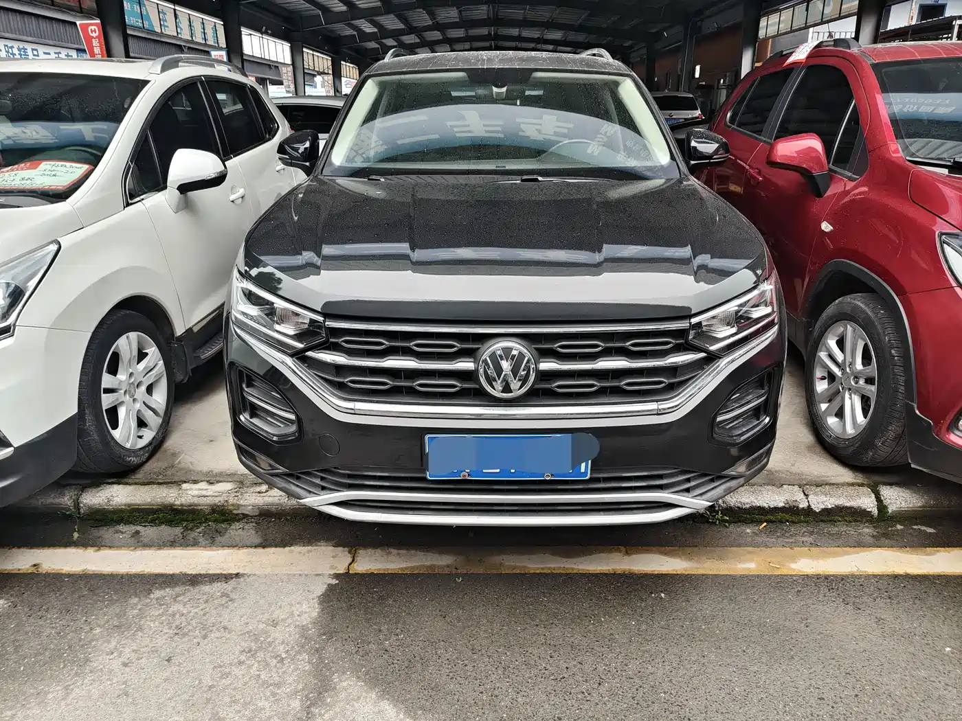Volkswagen Tayron 2022 330TSI 2WD Luxury Smart Connect Edition фото 2