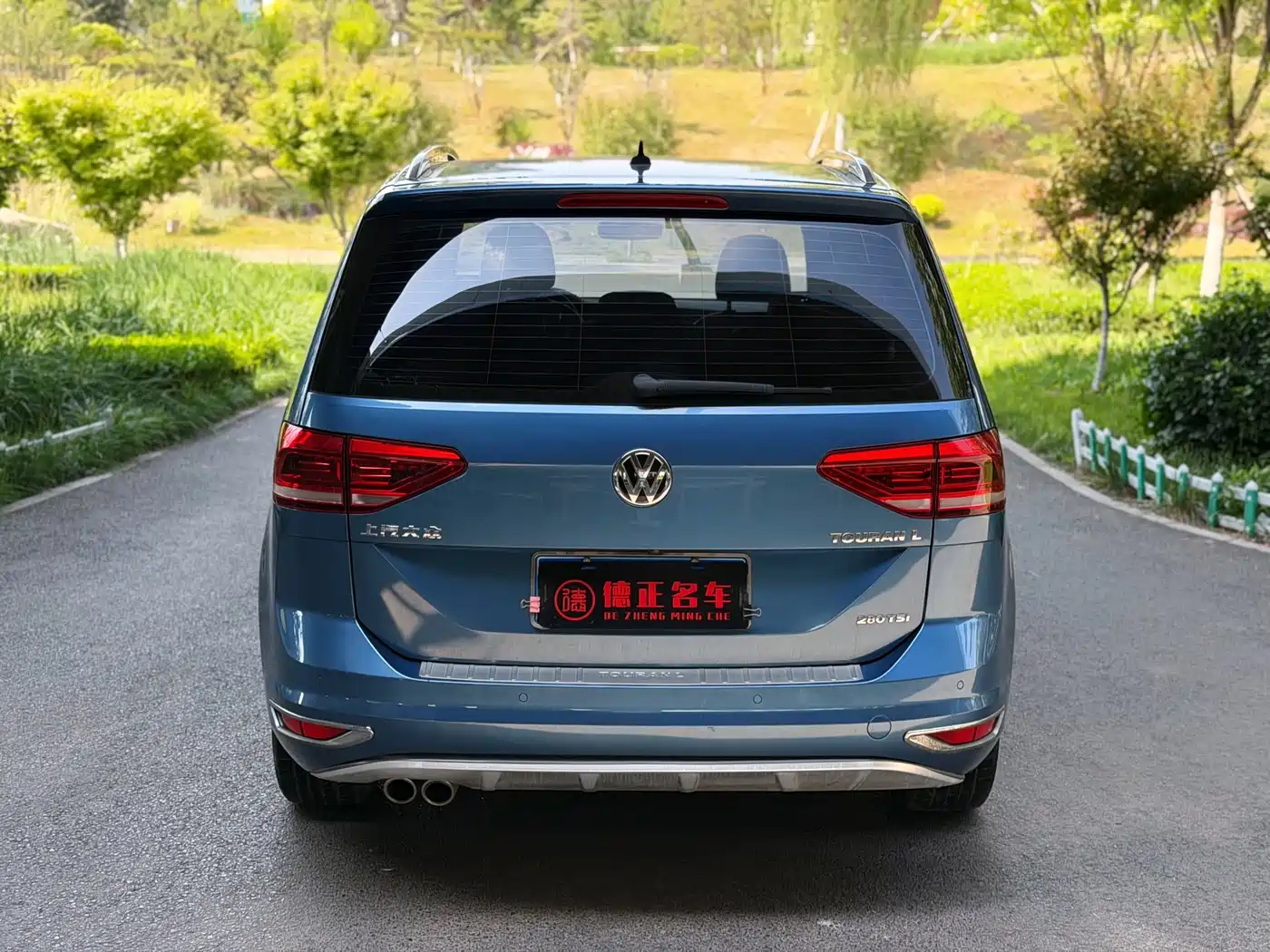 Volkswagen Touran 2018 Touran L 280TSI DSG Comfort 7-seater China V фото 5
