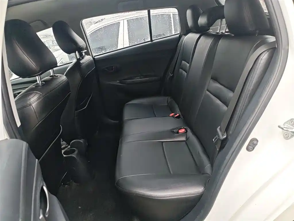 Toyota Vios FS 2017 1.5L CVT Fengchi Edition фото 17