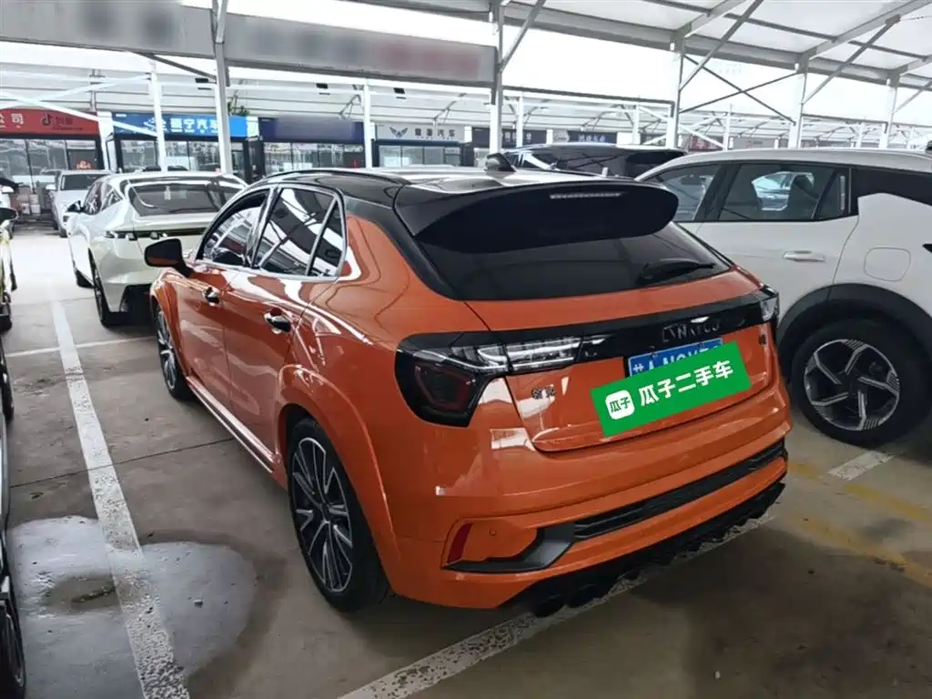 Lynk & Co 02 Hatchback 2021 2.0TD Halo фото 23