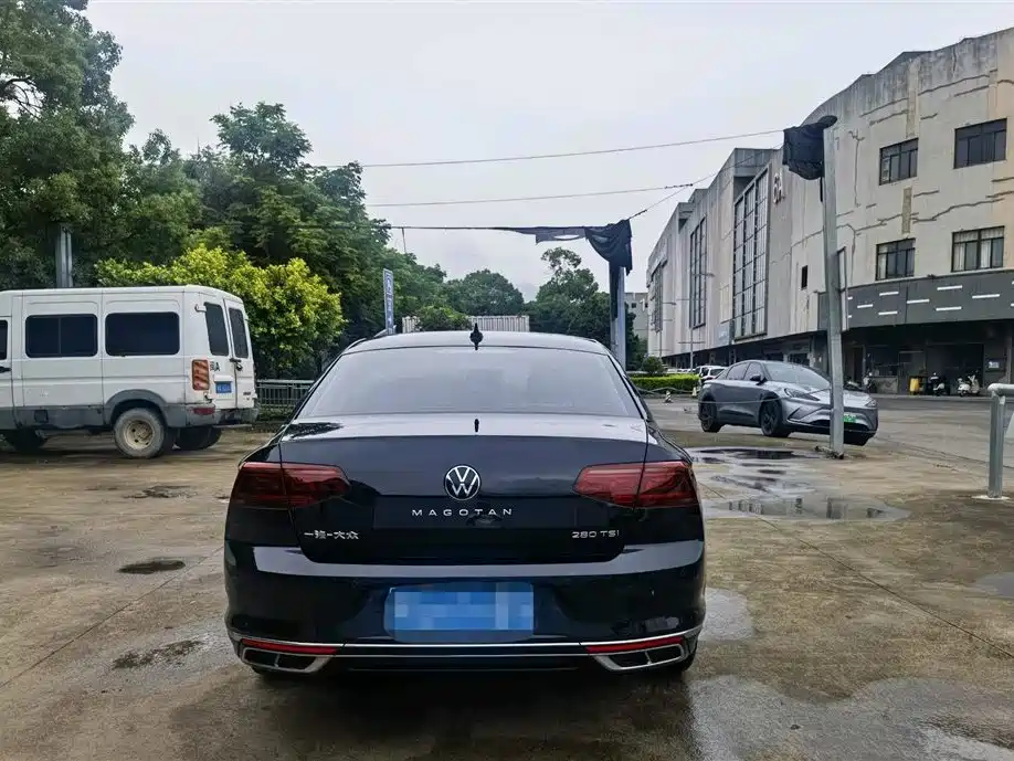 Volkswagen Magotan 2023 2 Million Units Commemorative Edition 280TSI DSG Comfort фото 5