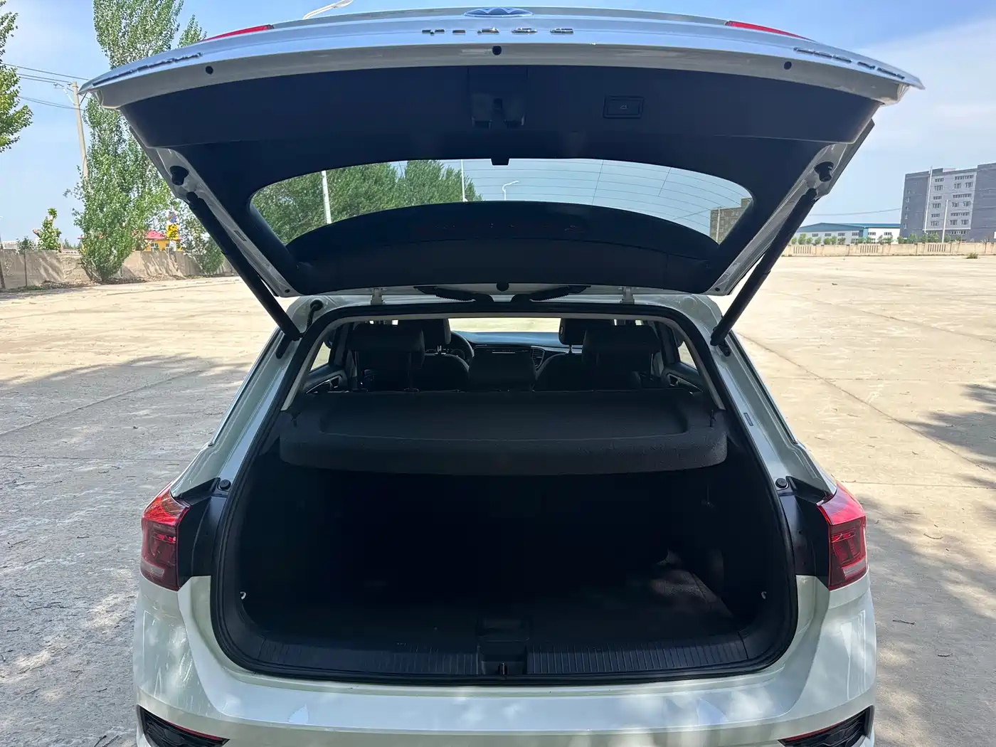 Volkswagen T-ROC 2022 280TSI DSG 2WD Comfort PLUS фото 16