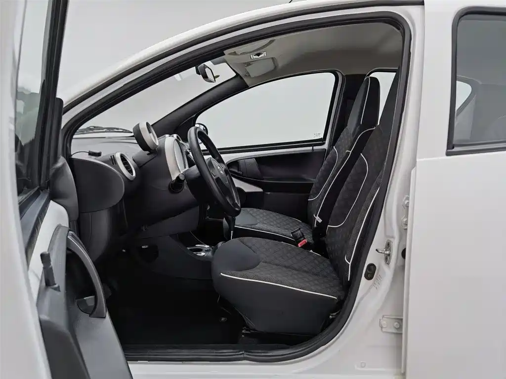 BYD F0 2018 2015 1.0L AMT Xuan Cool Edition