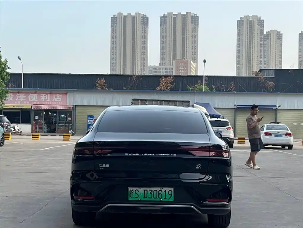 BYD Han 2023 EV Champion Edition 605KM FWD Premium фото 8