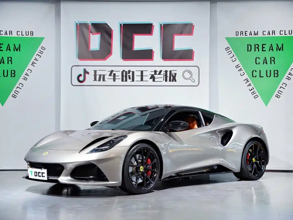 Фото 42 - Lotus EMIRA