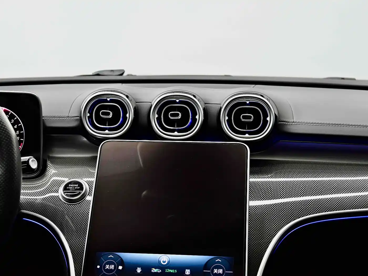Mercedes-Benz C-Class New Energy 2023 C 350 eL фото 13