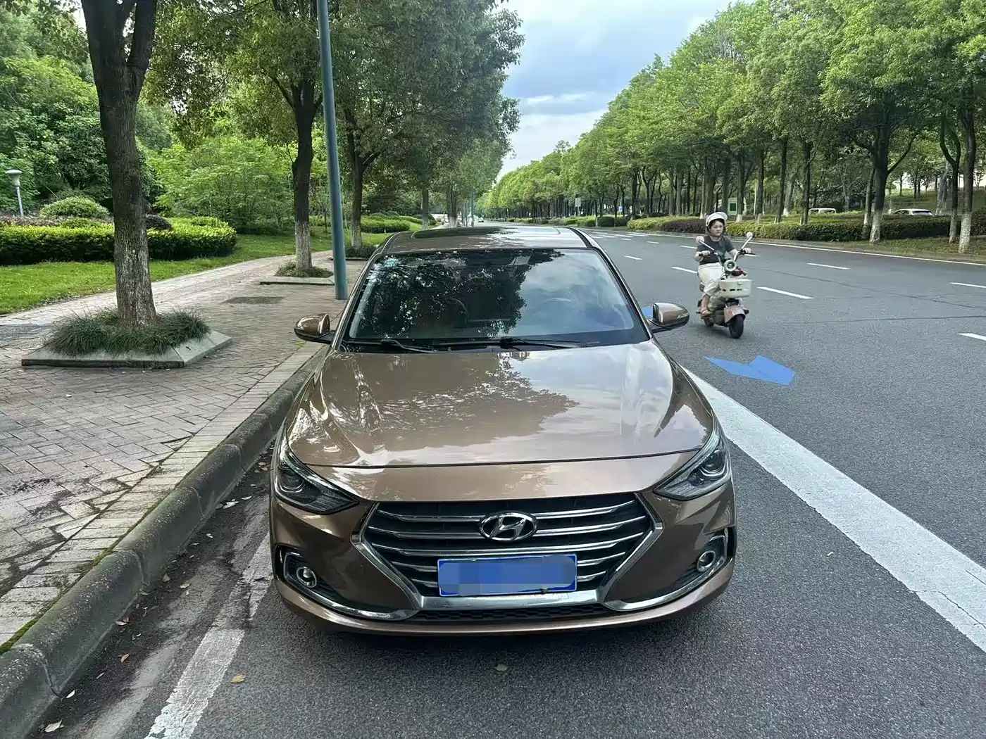 Hyundai Elantra 2017 1.6L Manual DLX Comfort Edition