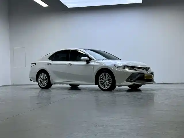 Toyota Camry 2019 Facelift 2.5G Luxury Edition фото 3
