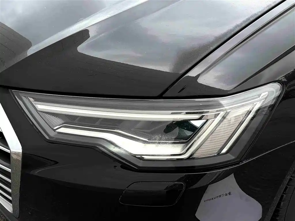 Audi A6L 2020 45 TFSI quattro Exclusive Elegance фото 12