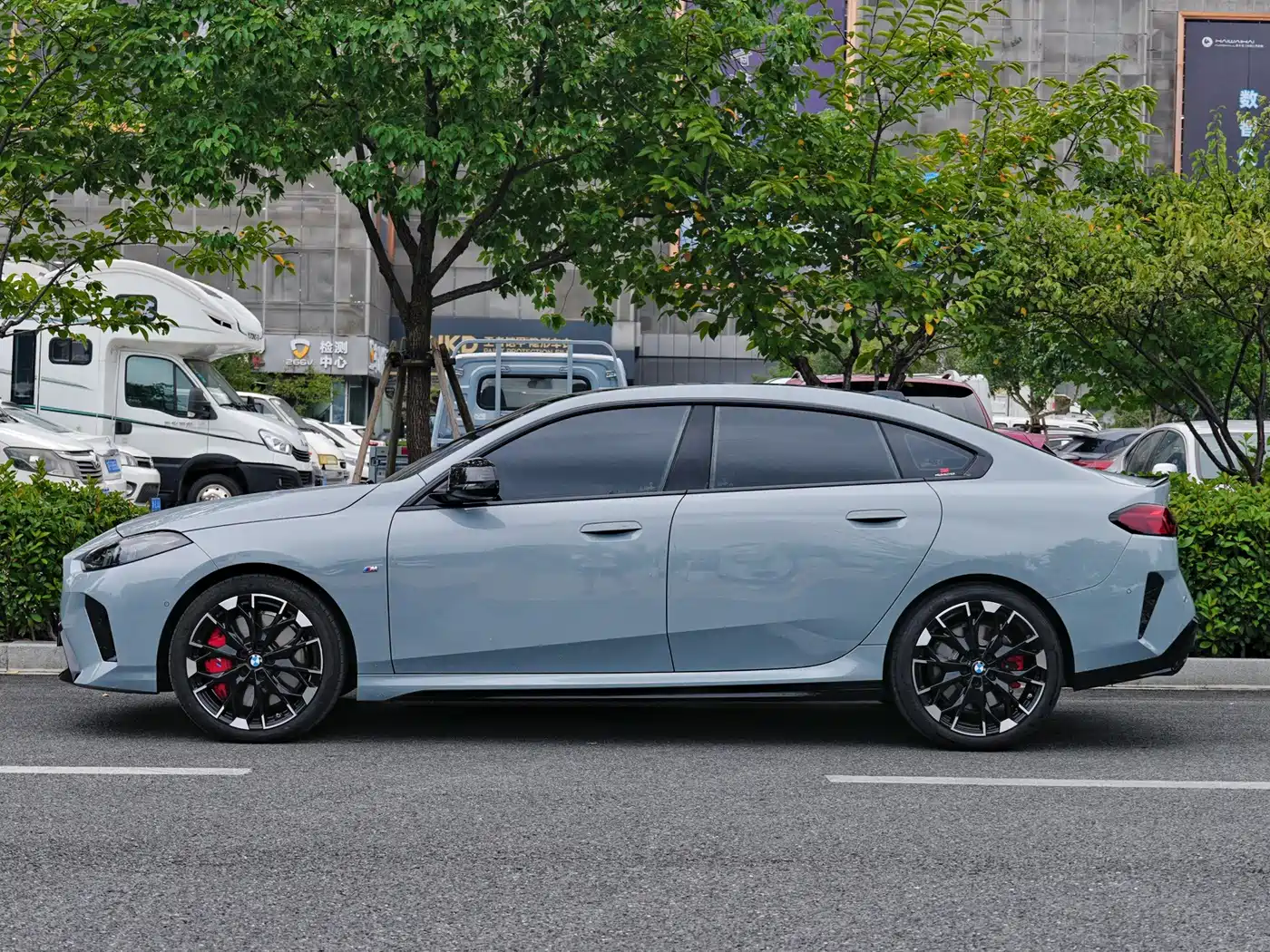 BMW M235L 2026 2025 M235L