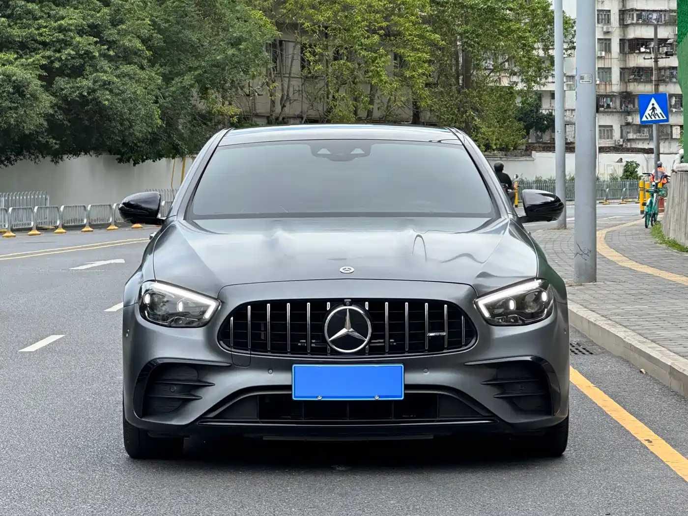 Mercedes-Benz E-Class, миниатюра 2