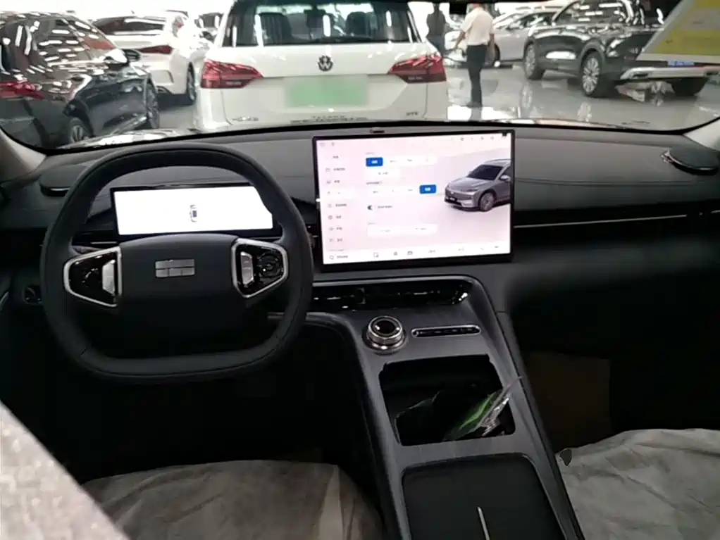 Geely Galaxy Galaxy E5 2026 530km Voyager Edition фото 10