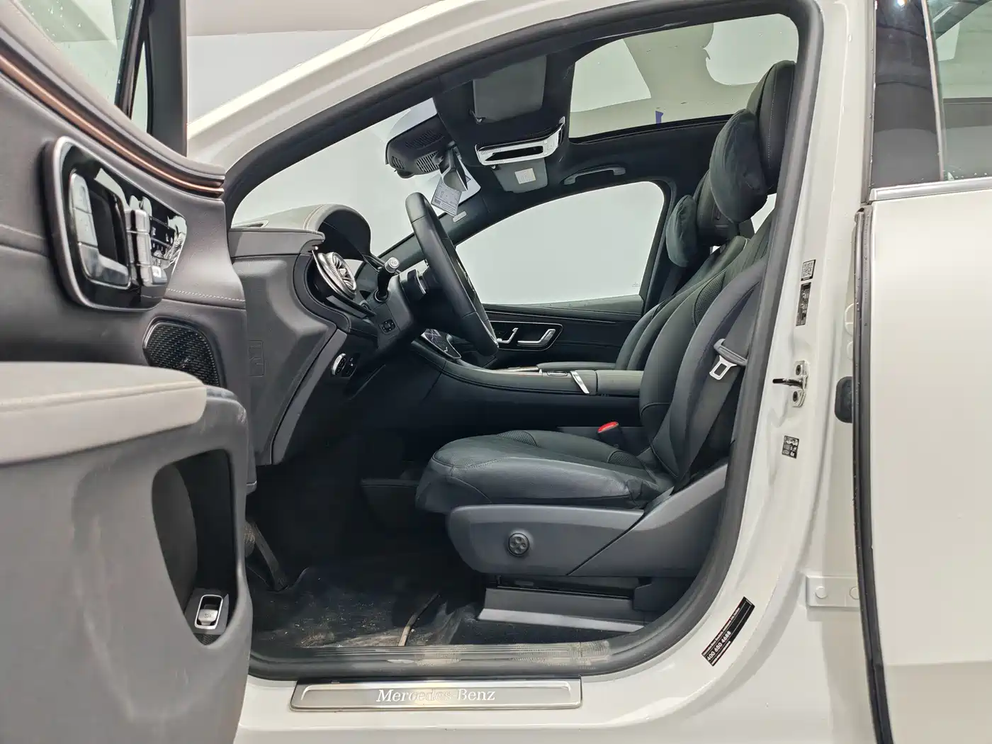 Mercedes-Benz EQS SUV 2023 450 4MATIC Pioneer Edition фото 11