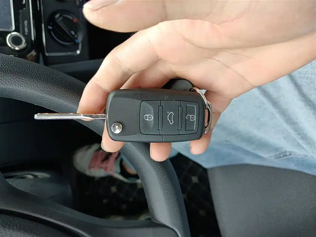 Volkswagen Polo 2014 1.4L Automatic Comfort Edition фото 17