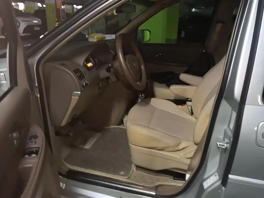 Buick GL8 2014 2.4L Classic Edition фото 9