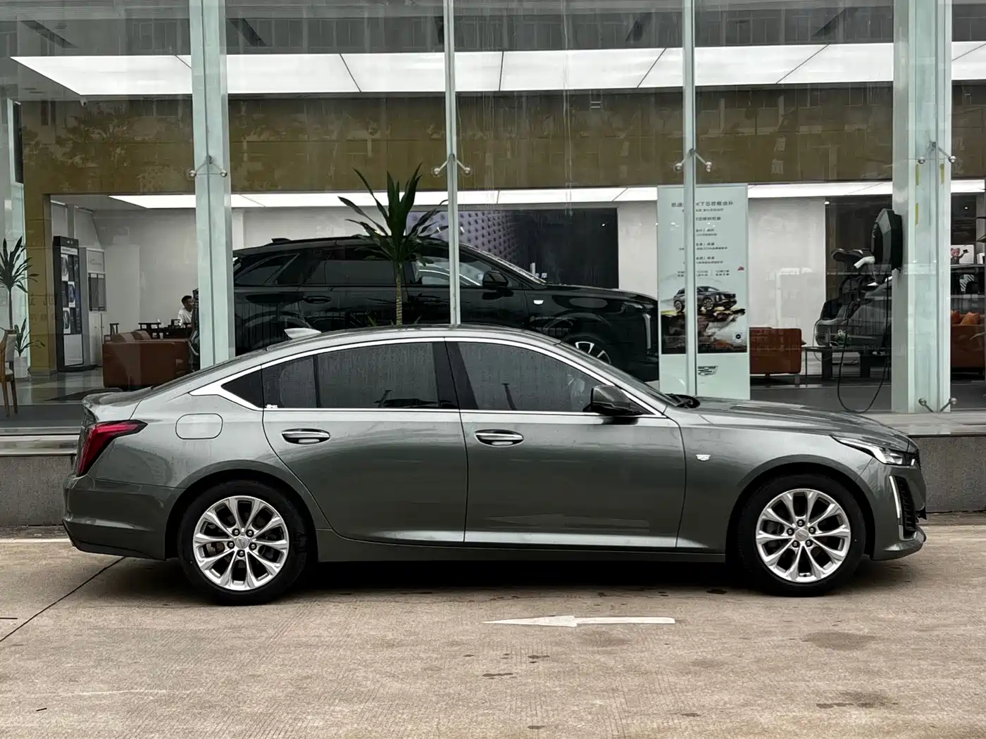Cadillac CT5 2022 28T Luxury (Standard) фото 4