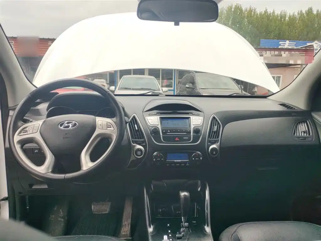 Hyundai Beijing Hyundai ix35 2015 2.0L Automatic 2WD Smart China V фото 10