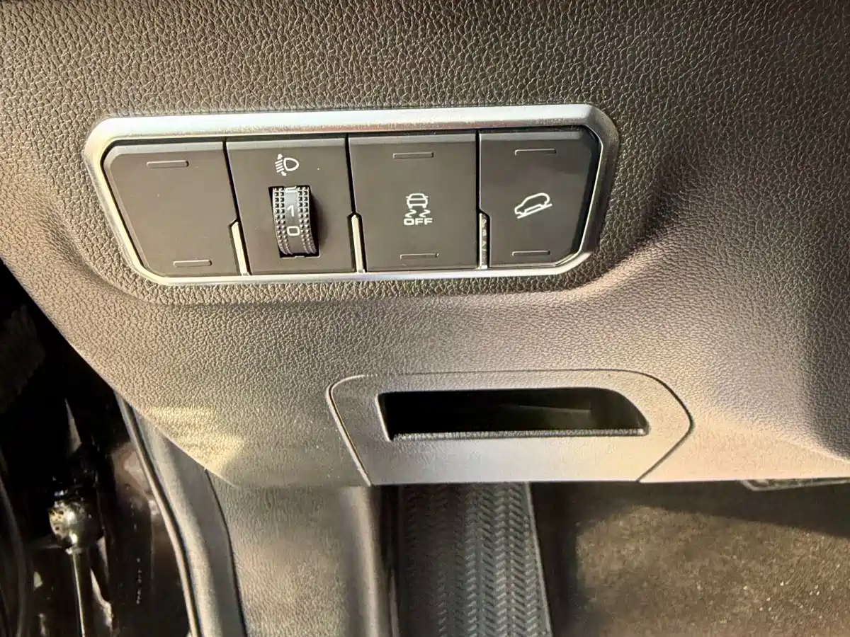 Фото 22 - Haval M6