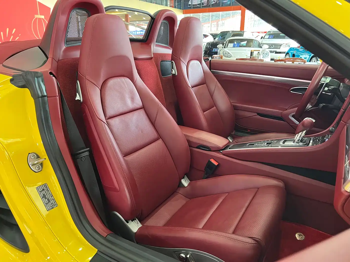 Porsche 718 2018 Boxster 2.0T фото 13