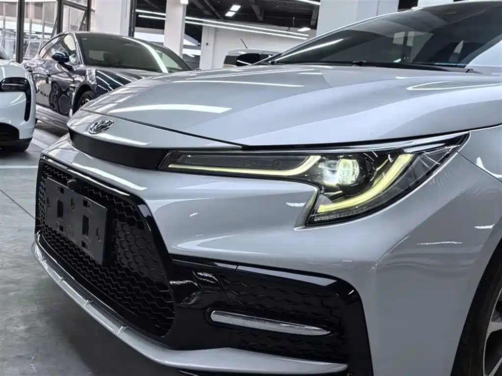 Toyota Levin 2021 185T CVT Sport Edition фото 14