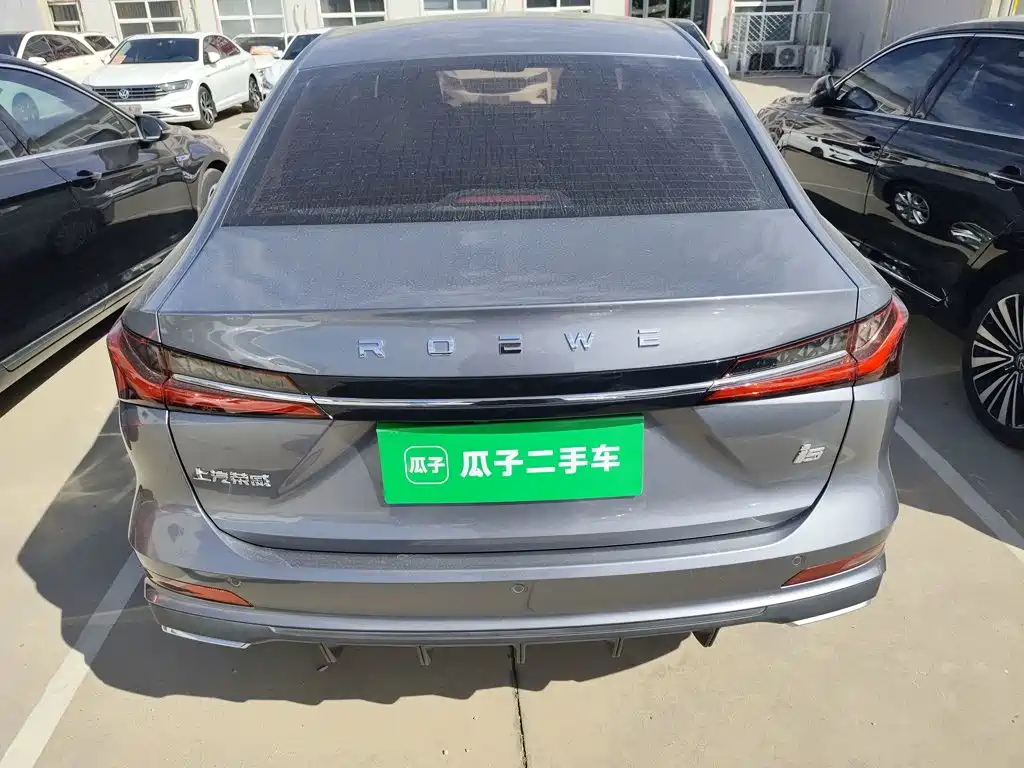 Фото 7 - Roewe i5