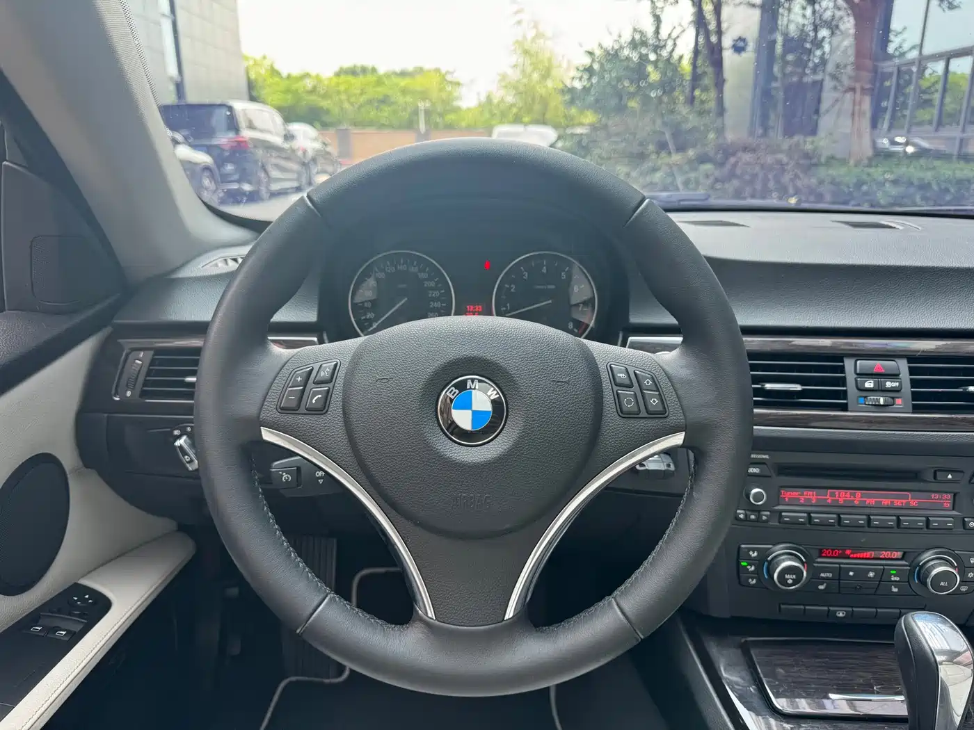 BMW 3 Series (Import) 2013 2011 325i Coupe