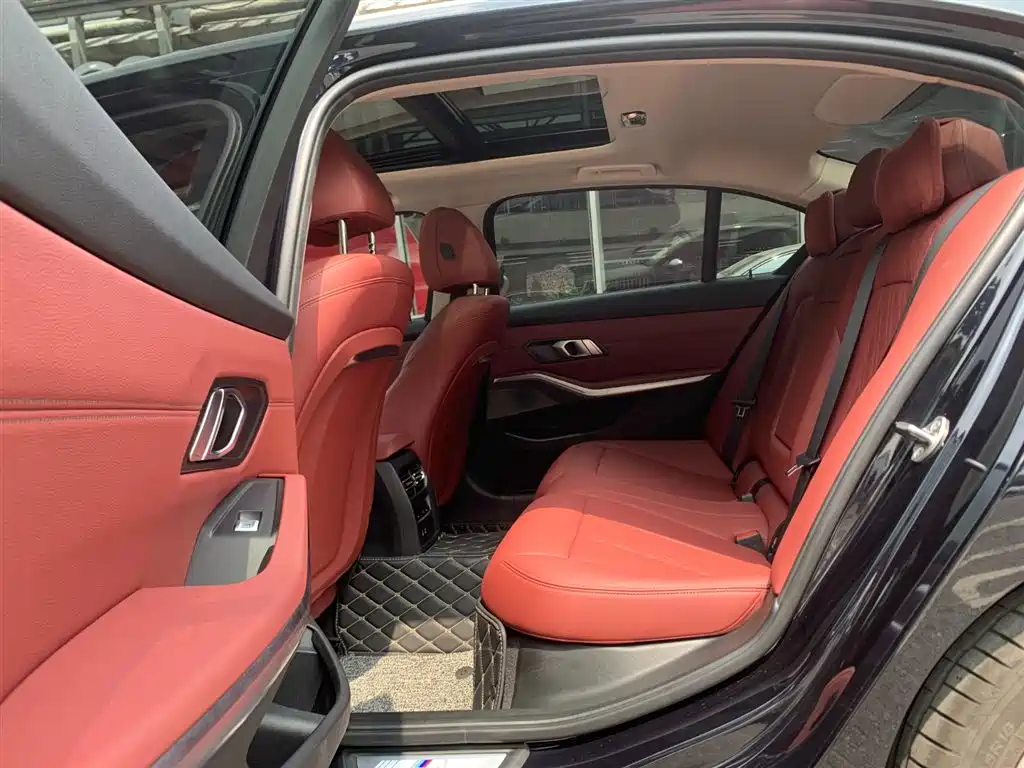 BMW 3 Series 2023 325Li M Sport Package фото 10