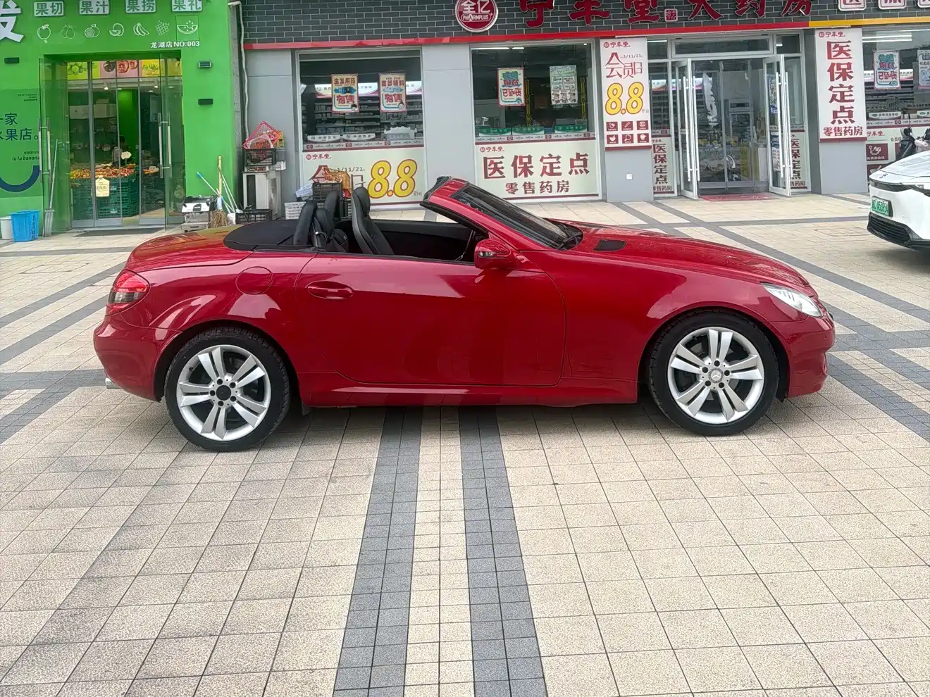 Mercedes-Benz SLK-Class 2010 Model SLK 200K фото 3
