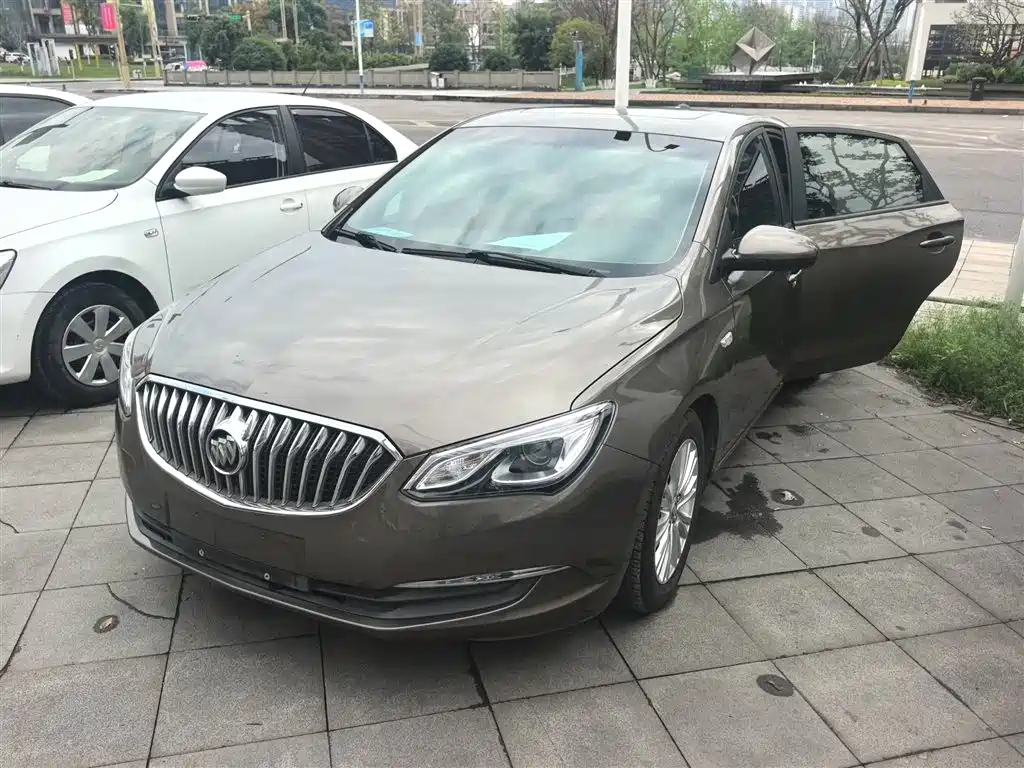 Buick Excelle 2015 15N Automatic Elite фото 2