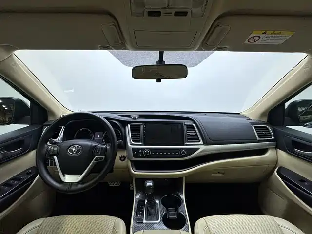 Toyota Highlander 2021 2.0T FWD Elite 5-Seater фото 5