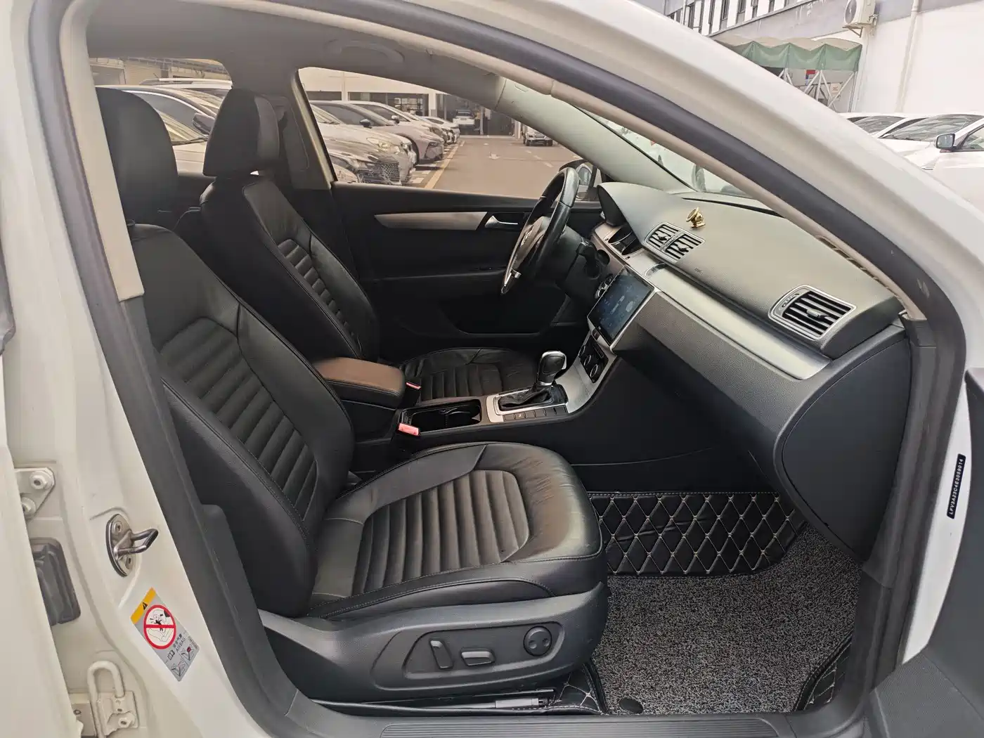 Volkswagen Magotan 2013 1.8TSI Leading фото 12