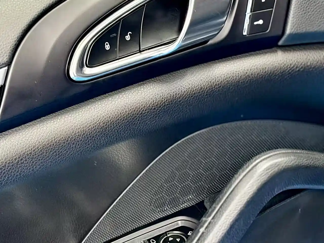 Porsche Cayenne 2016 Cayenne Platinum Edition 3.0T фото 9