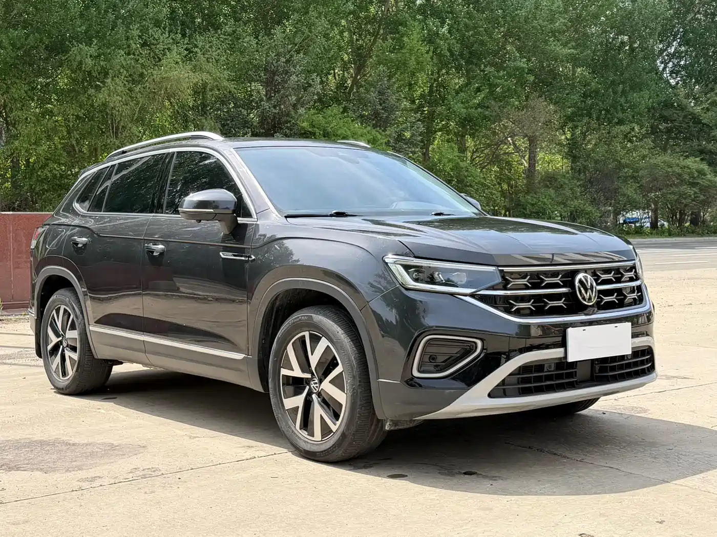 Volkswagen Tayron 2023 280TSI 2WD Luxury Plus Advanced Edition фото 3