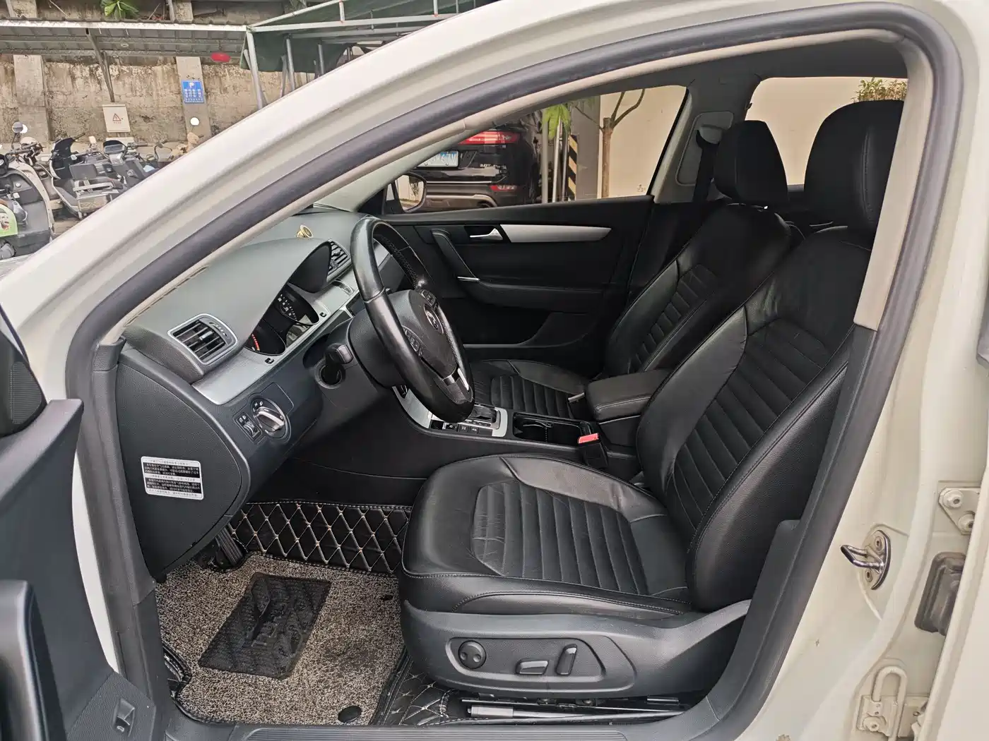 Volkswagen Magotan 2013 1.8TSI Leading фото 6