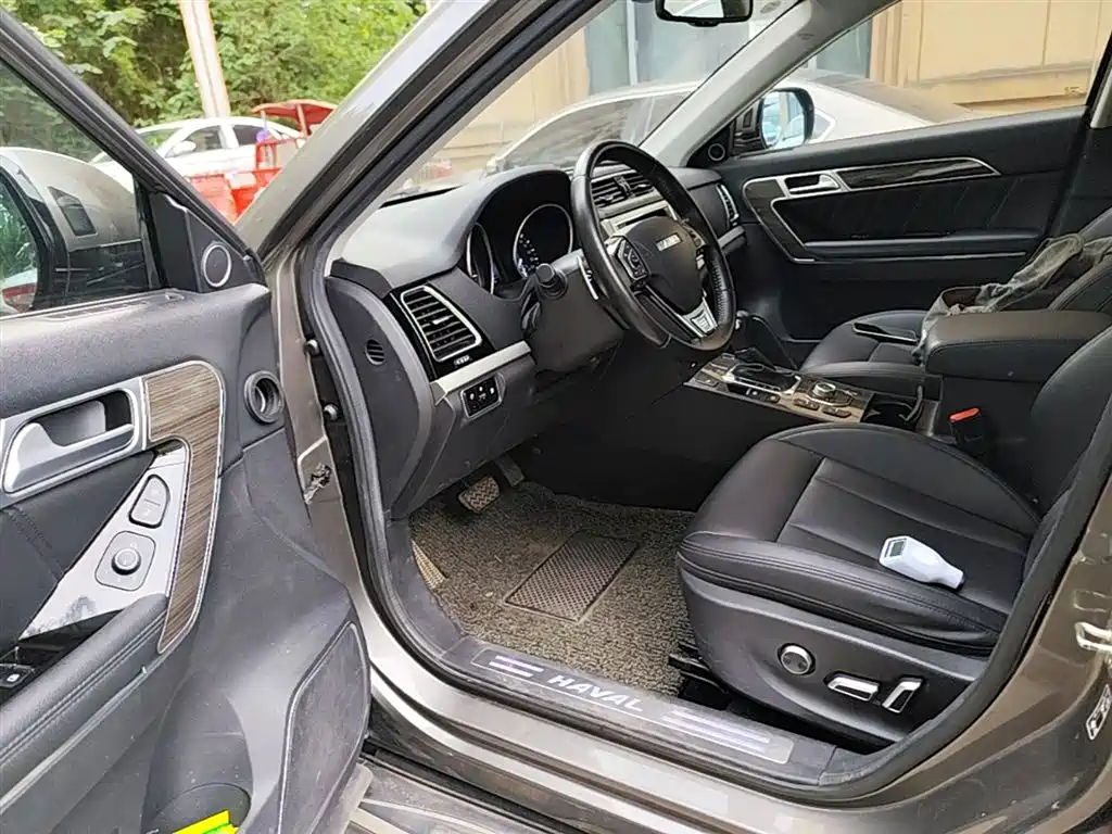 Haval H6 Coupe 2015 Model Blue Label 2.0T Automatic 2WD Elite фото 16