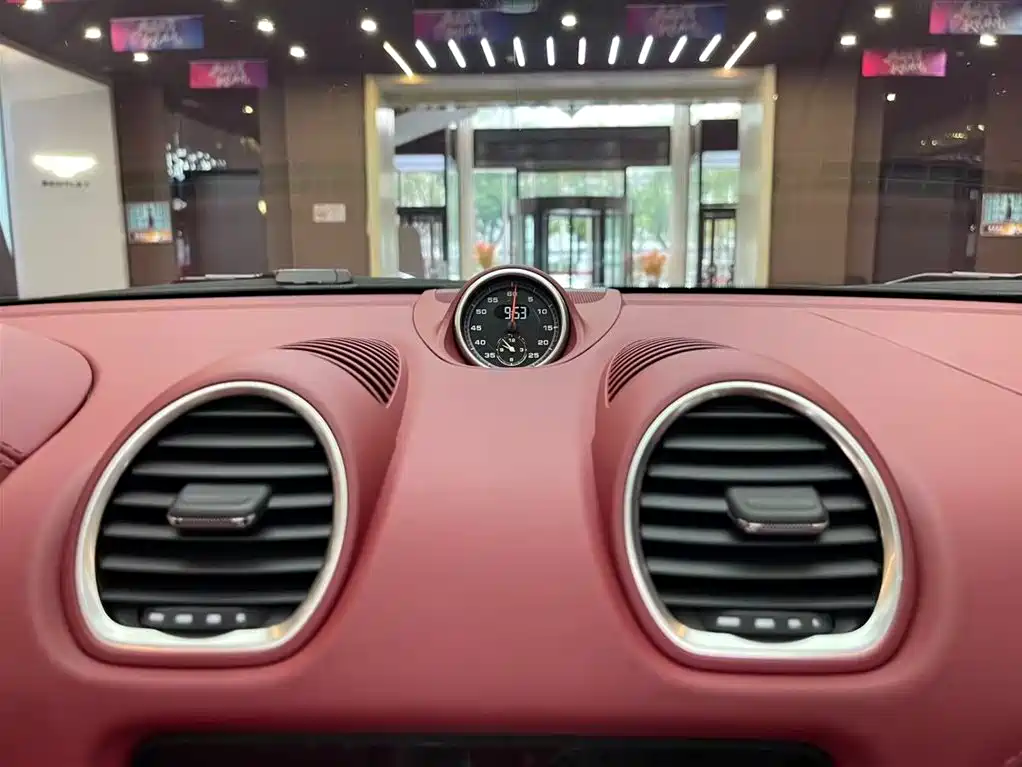 Porsche 718 2022 Boxster 2.0T фото 15