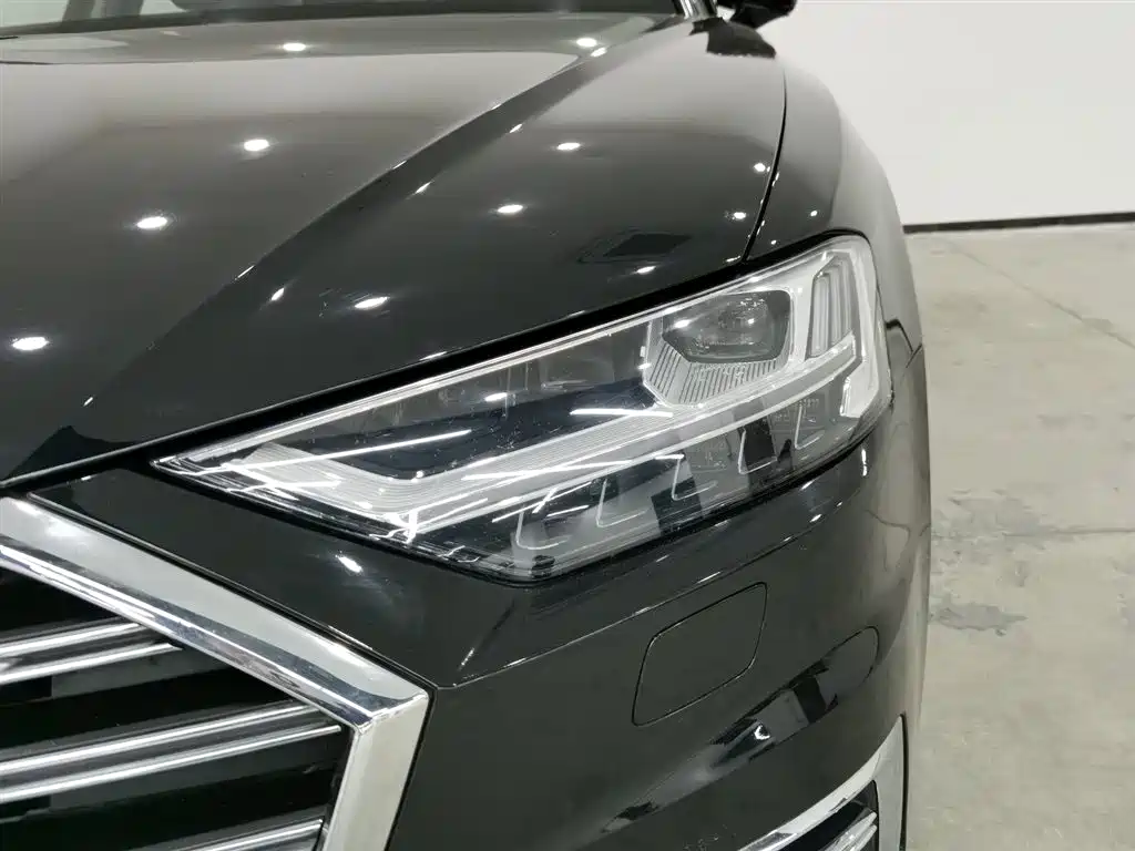Audi A8 2018 A8L 55 TFSI quattro Luxury фото 7
