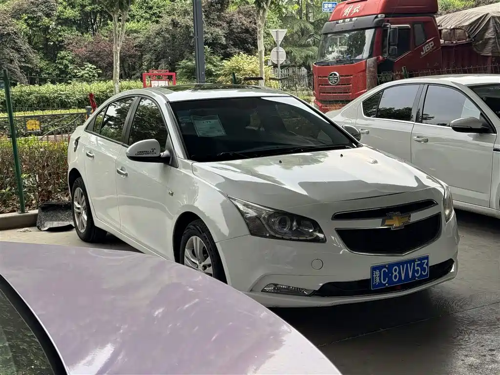 Chevrolet Cruze 2015 1.5L Classic SE AT фото 7