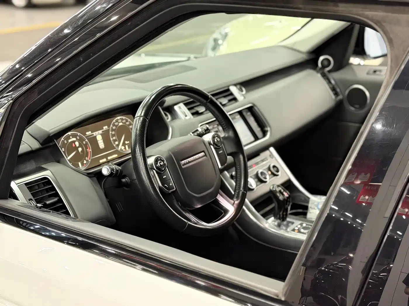 Land Rover Range Rover Sport 2014 3.0 SC V6 HSE DYNAMIC фото 8
