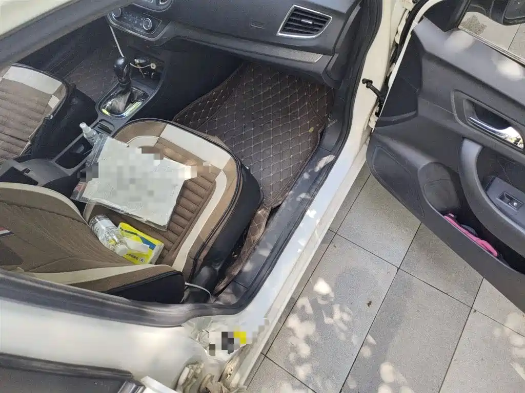 Roewe 360 2016 2015 1.5L Automatic Luxury
