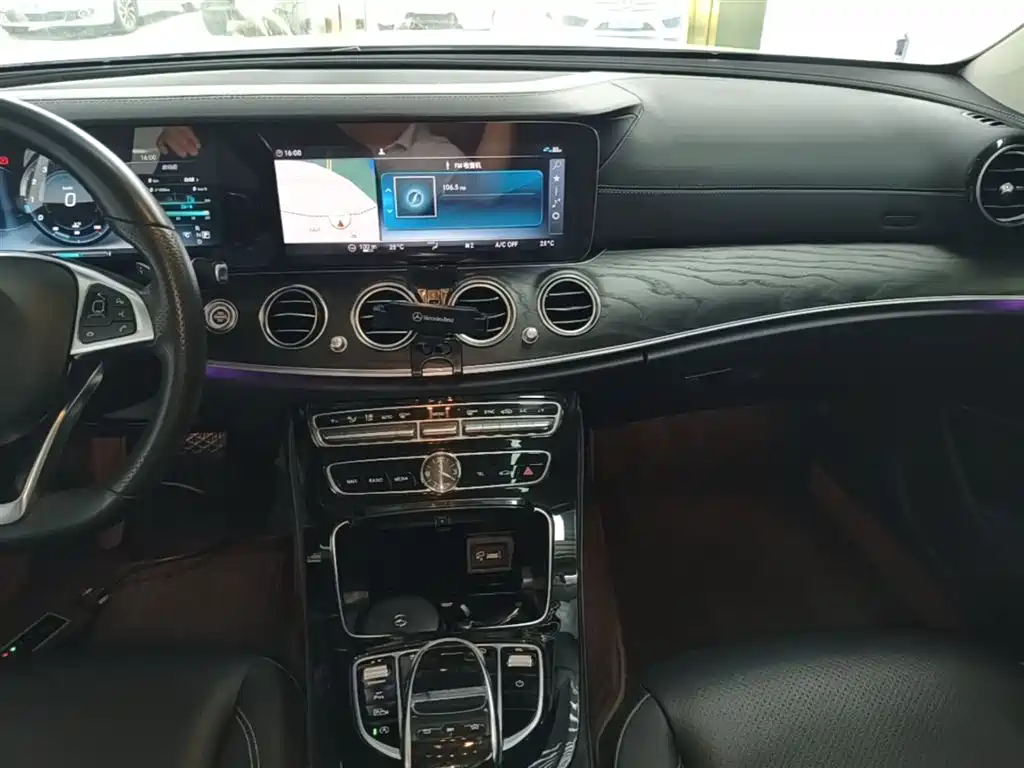 Mercedes-Benz E-Class 2016 E 300 L Sport Fashion Type фото 13